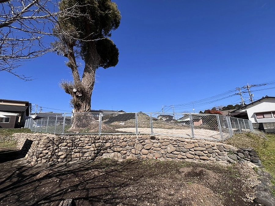 鹿島鬼塚古墳の工事がすべて終わりました。ありがとうございました。