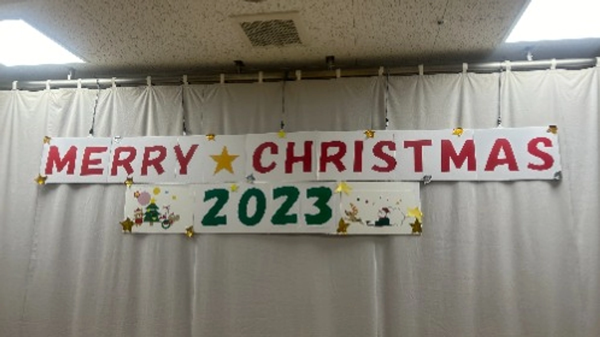 新日本学園クリスマス会で子どもたちが演奏をしました！！