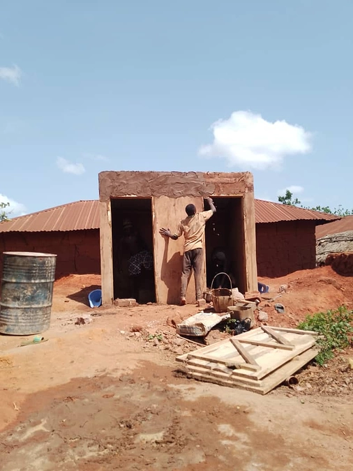 アプラフェ村のトイレNo.2