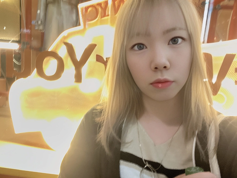 髪を染めました