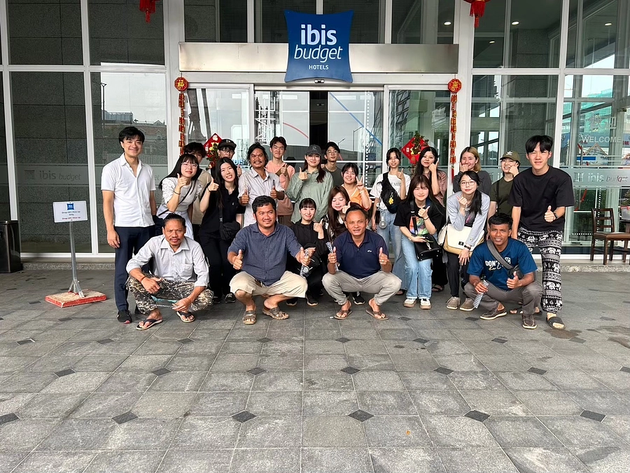 皆様初めまして！