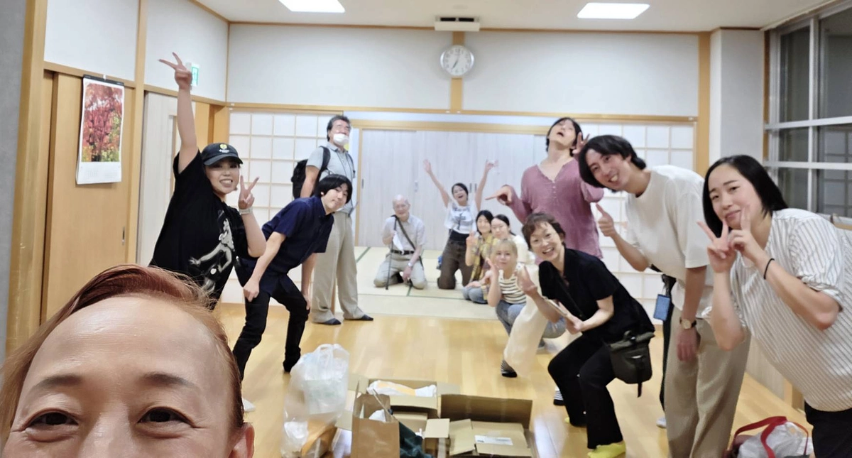 総会と季刊誌発送をしました