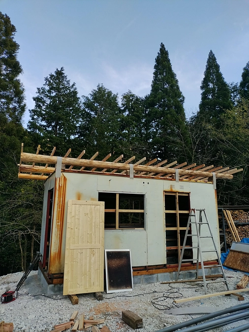 シャワー棟に着手！！【18日目】