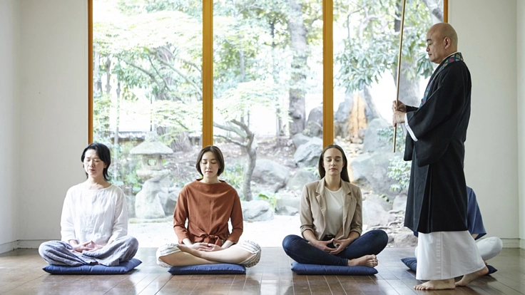 僧侶とオンラインでマインドフルネス！最高の休日を体験しよう！