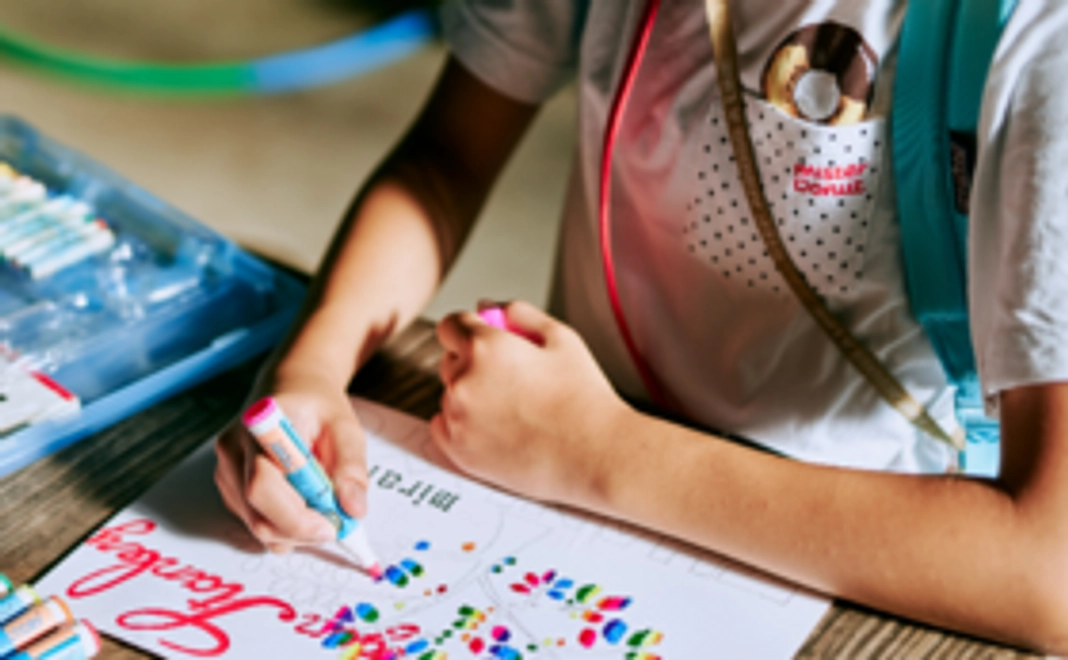 ロジャーさんと児童養護施設の子どもたちからお礼のメール