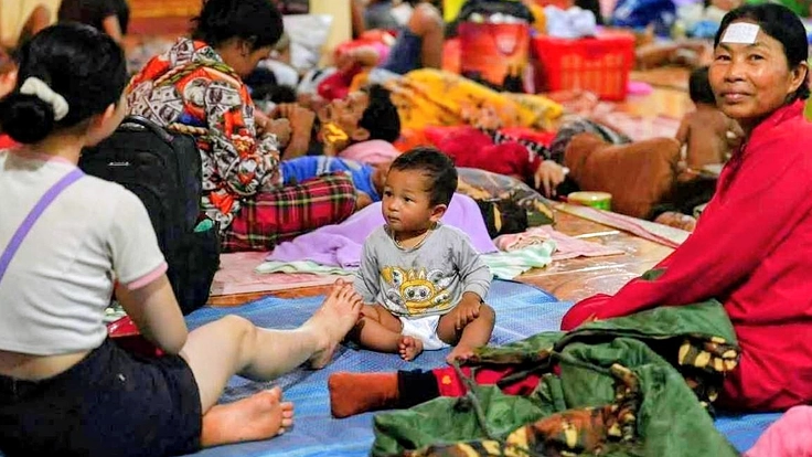 カンボジア避難民に生活物資を届けるための支援