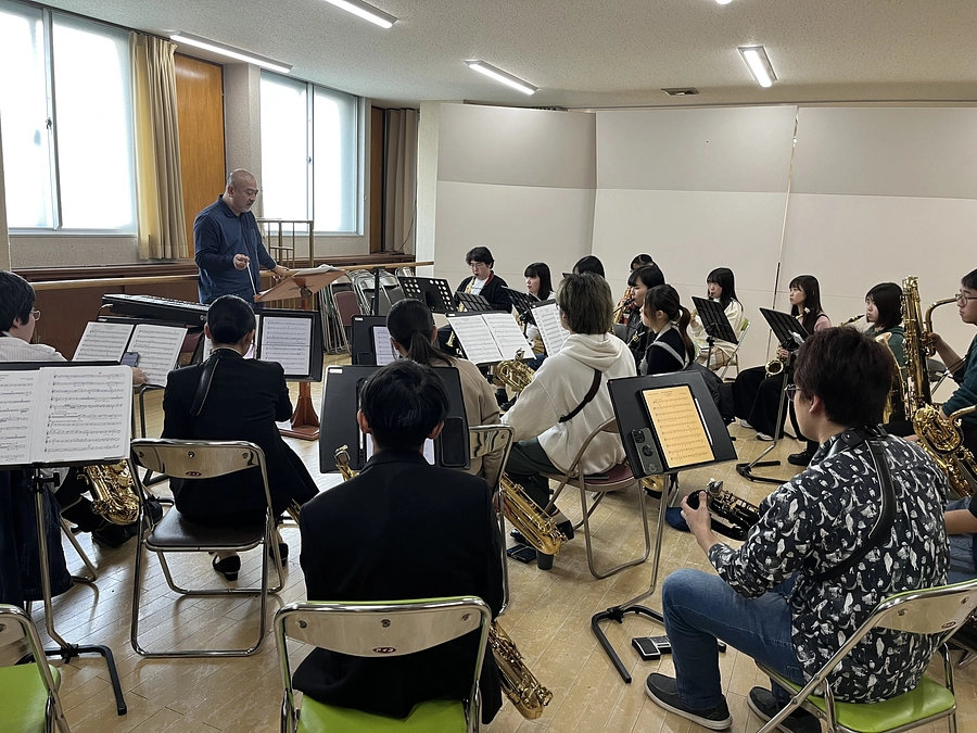 ラージアンサンブルの合奏開始！