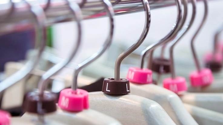 処分される衣料品を有効活用できるサービスを立ち上げたい！