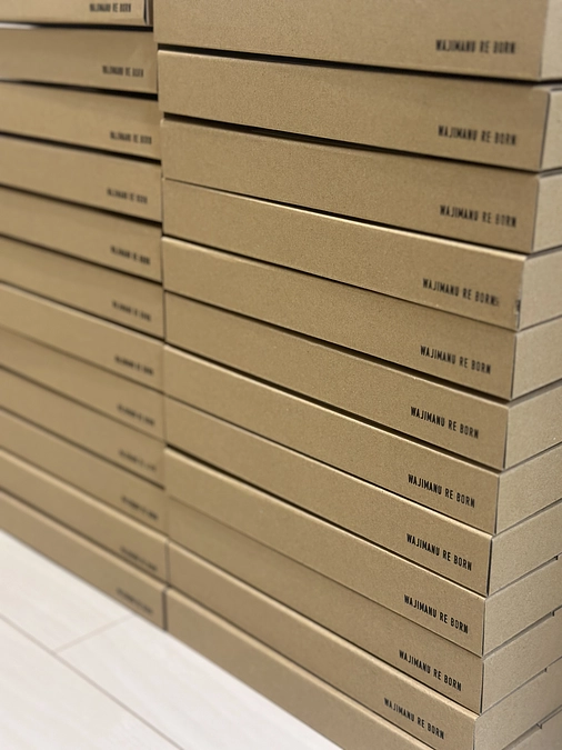 ［リターン出荷開始します］ 輪島塗職人とつくる漆塗り リボン ラペルピンとブローチ