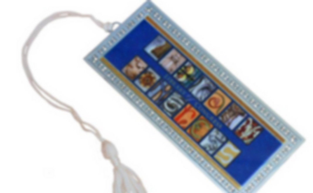 B. 報告書・報告会優先ご案内・米国議会図書館のグッズ