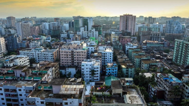バングラデシュへサッカーボール・ウェアを届け笑顔が見たい