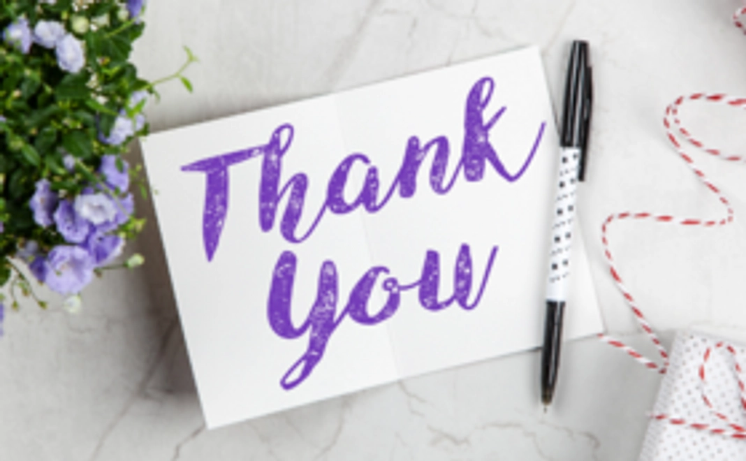 サンクスメールとお名前をWebサイトに掲載