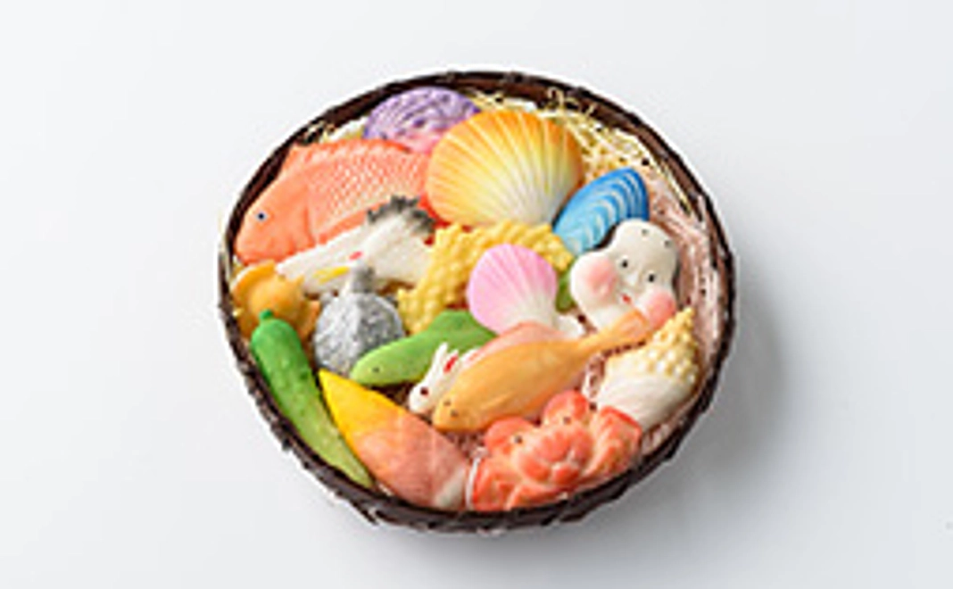 湊酒田の飾り菓子「丸ざる・豊楽」