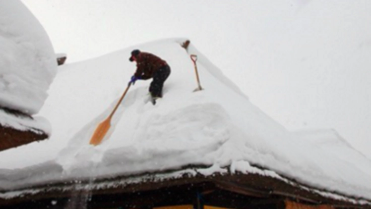 安全で安価な特許雪下ろし装置を普及し、豪雪地を救いたい!