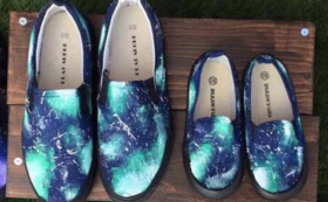 世界で一つのオリジナルペインティングスニーカー