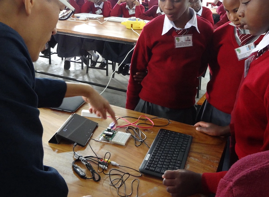 なぜアフリカでプログラミングの機会をもちたいか