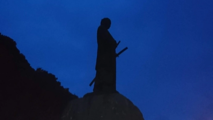 《日本屈指のお人好し集団【萬屋グループ】》国難に挑む!