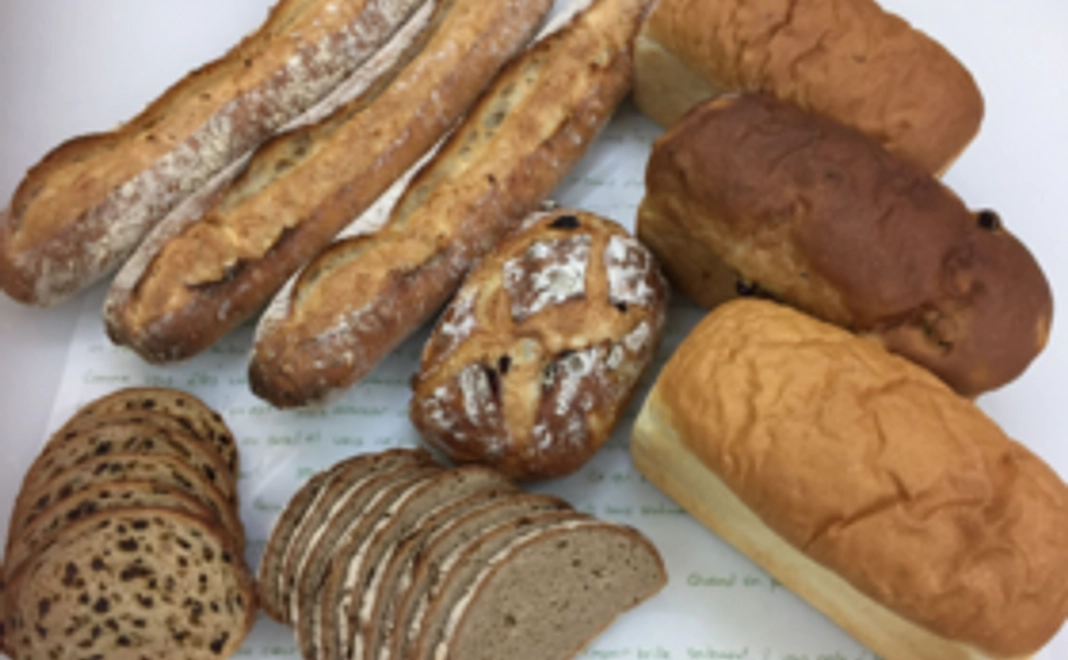 子供も大人も楽しめる豪華１１種のパンセット