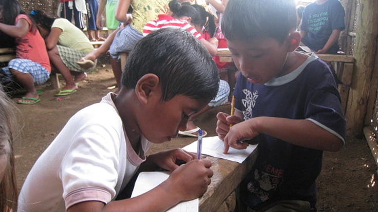 台風被害にあったフィリピン貧困地域に学校を建てたい！！