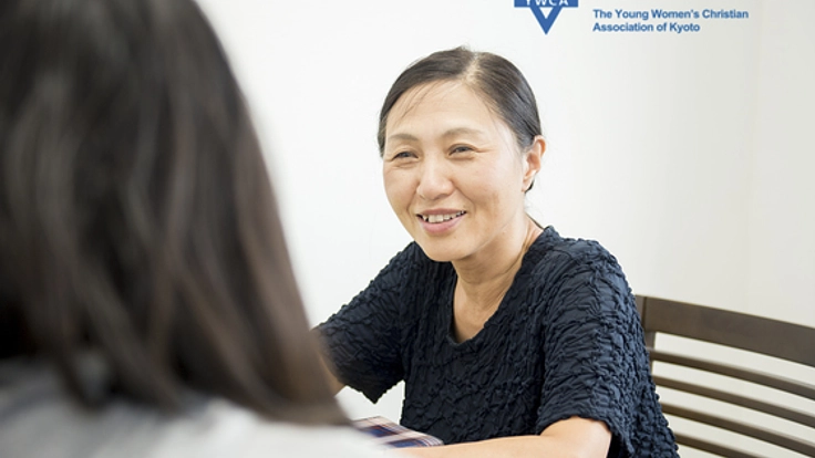 働きながら学ぶ「社会的養護が必要な女性」を奨学金で応援したい