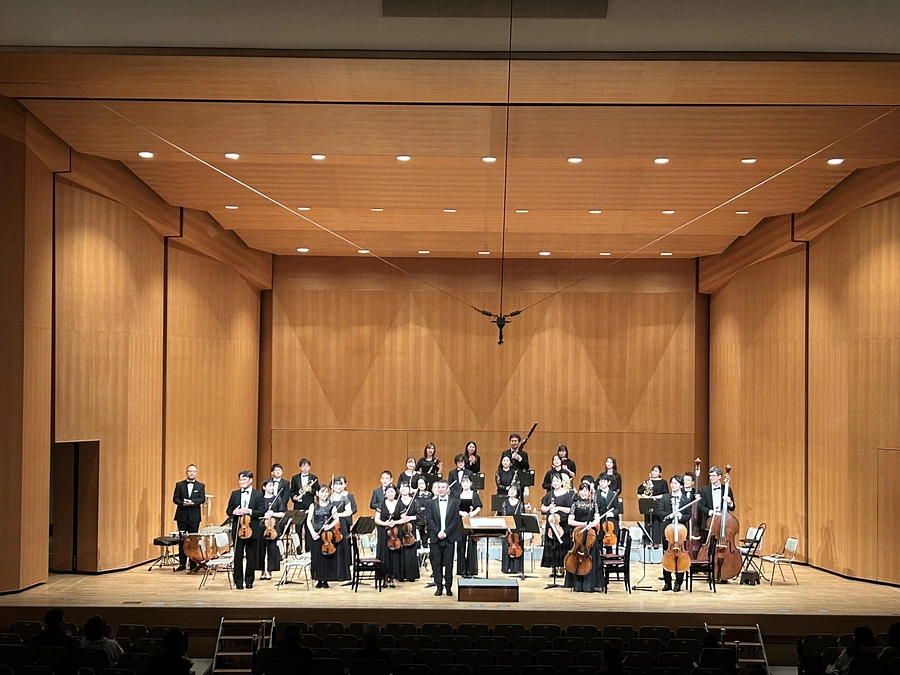 初回公演、好評のうちに無事終了！