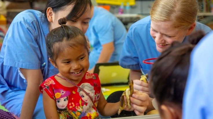 ラオスの障がい児ケアを一歩前へ！心に寄り添う人材を育てたい