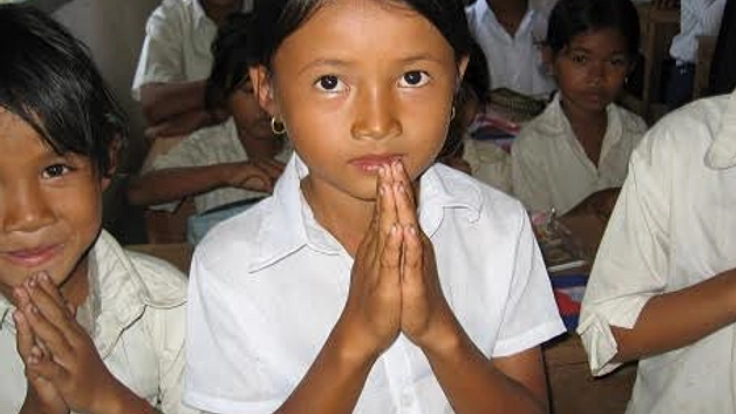 カンボジア学校の危機!シロアリ被害で傷ついた校舎を修復しよう