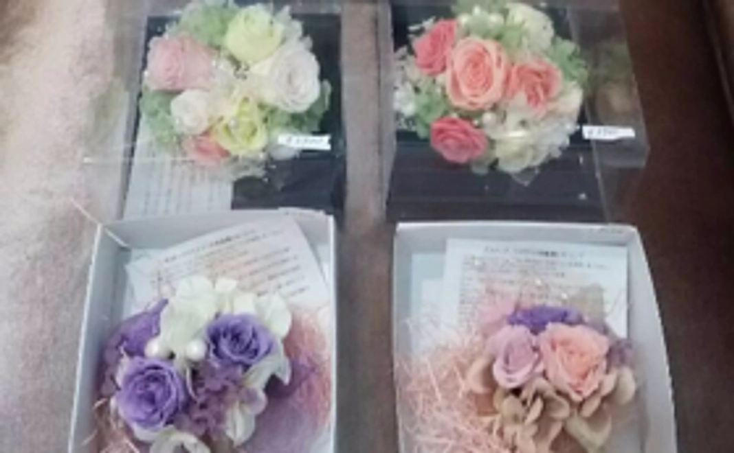 これから展示する作家さんの作品をお送りします！