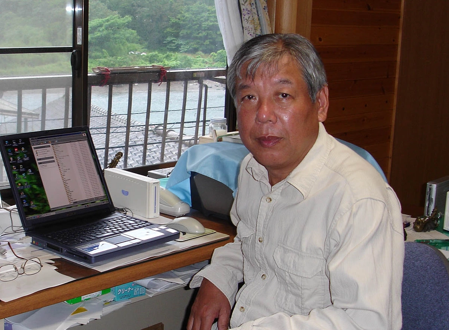 山村前会長を名誉会長にすることを決定いたしました。