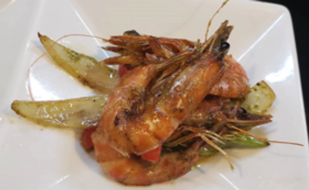 次回ご来店時に支援スペシャル一品をサービス！！