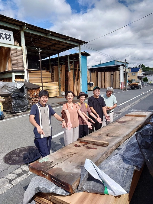 9月16日（土）プレオープンに向けて内装工事進行中です。