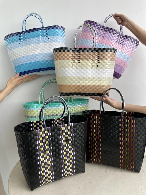 ロゴデザイン会議とカゴバッグの撮影会