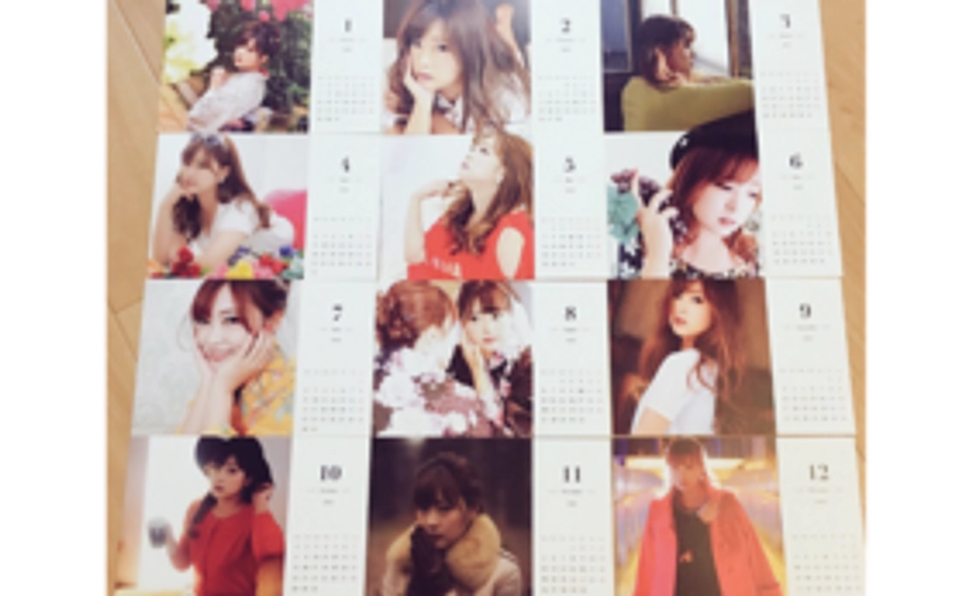 サイン入りチェキと2018年卓上カレンダー