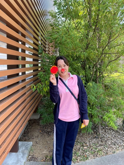 「あかいはなのひと」【病院保育士からの応援メッセージ】