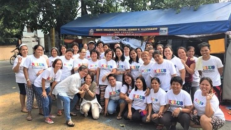 火事で全焼！フィリピン女性の雇用を守るバック工場にミシンを！