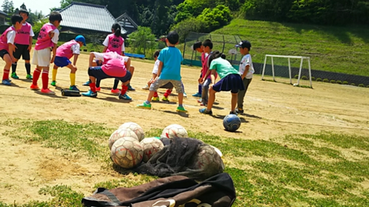 サッカーをもっと楽しく。安全なゴールと道具置場を子ども達へ！