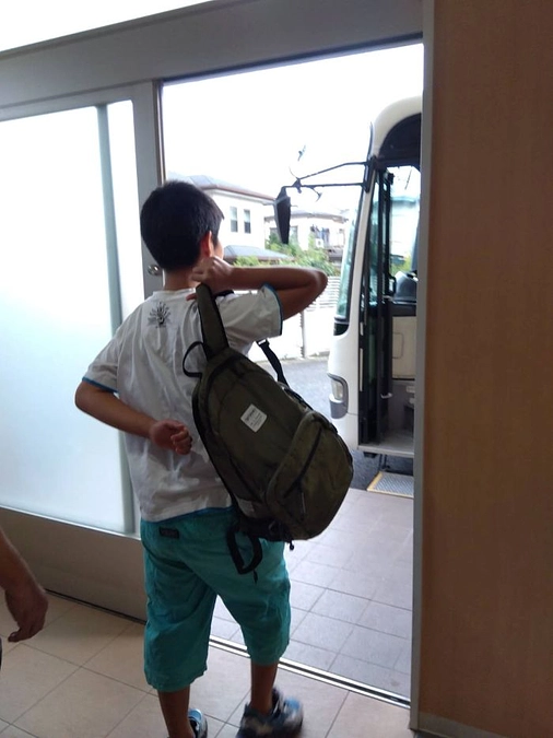 今日も元気に登校！