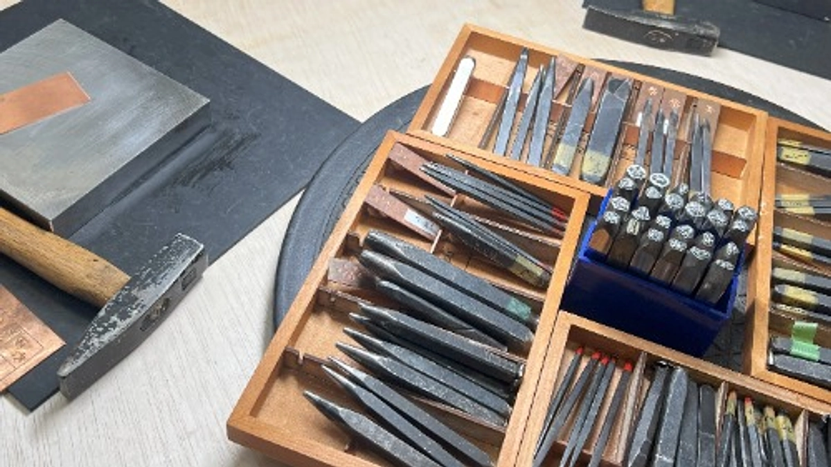 工房体験について（彫金：香立て）