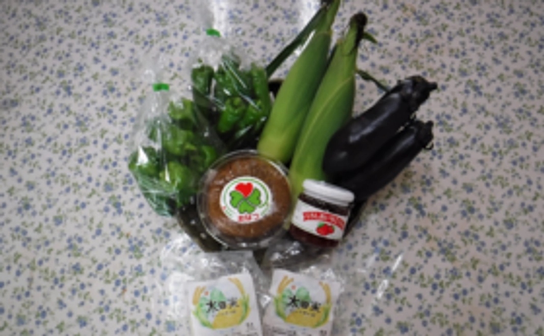 RVパーク 利用券 1泊2日×5日分と地元産品をお一つ