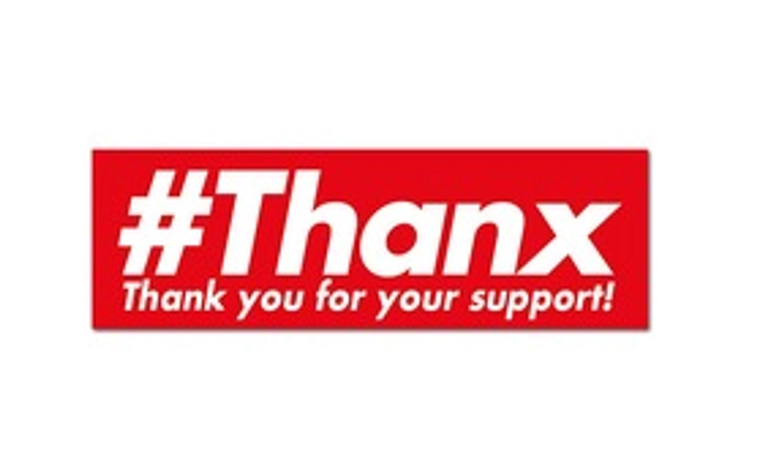 #Thanxロゴステッカー（赤）