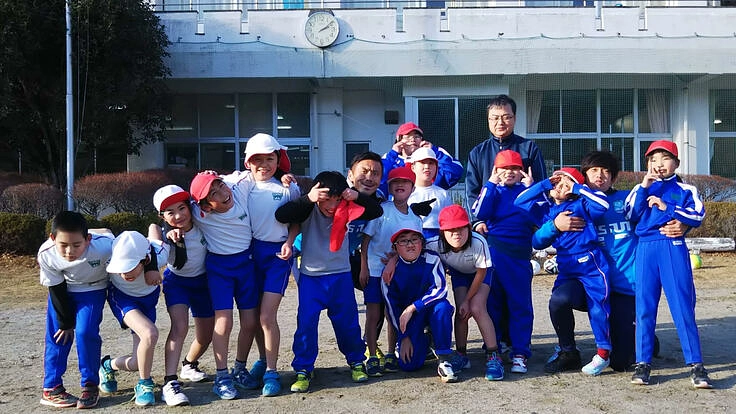 児童養護施設へ本を、被災地の子ども達へ本、サッカーボールを届けたい