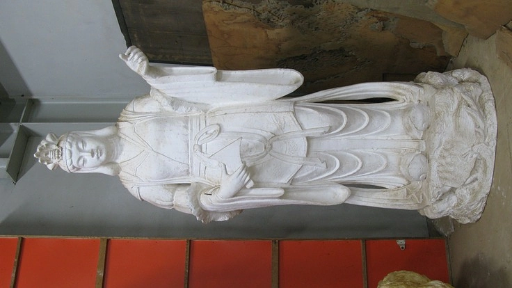 『恋の山』の実現を目指したギャラリーカフェの開設