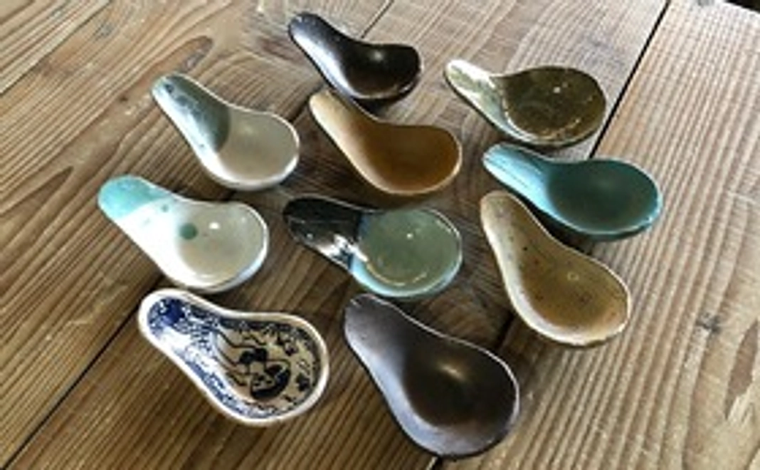 B｜「すくううつわ」と久野陶園250周年 記念冊子