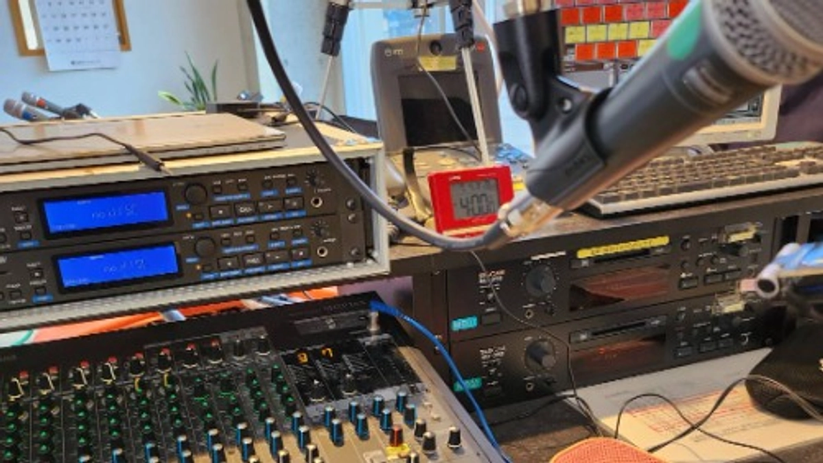 ラジオ番組「学研都市へ行こう」に出演しました！！