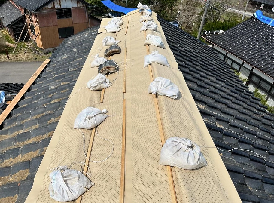 屋根の緊急修理の修理