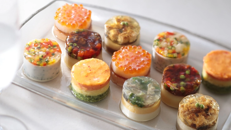 広島市東区福木にて、惣菜店及び高齢者向け柔らか食の一般販売店開店。