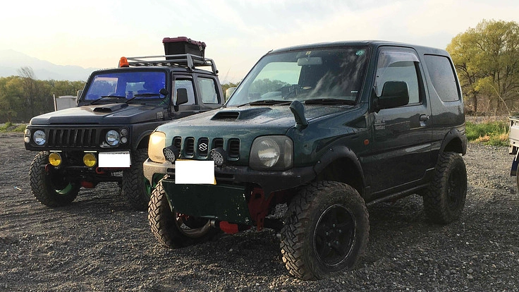 廃業した車屋さんの跡地でレンタルガレージと車好きのコミュニティ作り