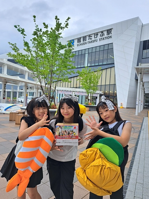 道の駅たけふさんで呼びかけ活動を行いました🐟🍣🚗