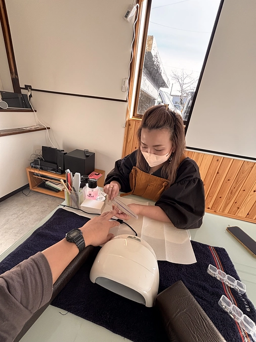 地元ネイリストさんにモニター利用してもらいました