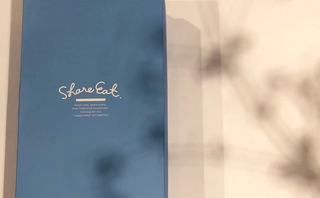 子どもたちからのメッセージと超低糖質焼き菓子ギフトボックスをお届けします！